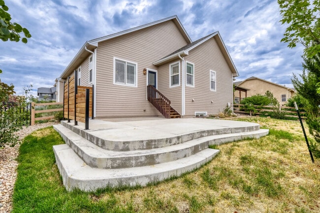 Building Photo - 5839 Yancey Dr
