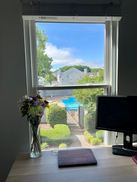 Building Photo - 818 Zircon Ct