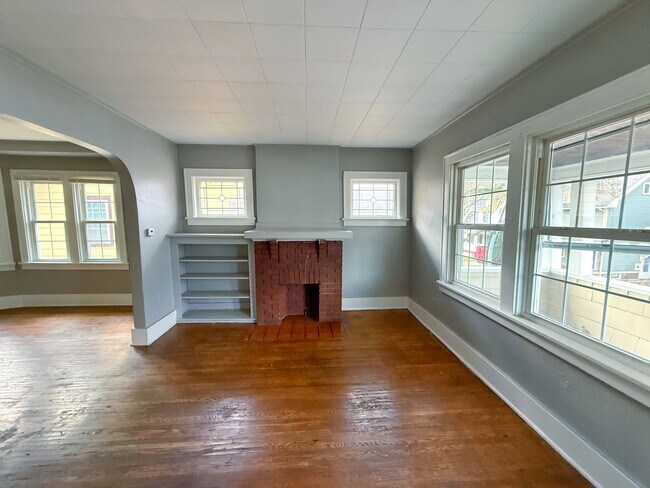 Building Photo - Stratford Park