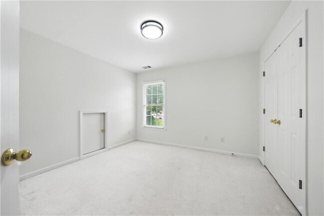 Building Photo - 12554 Huntington Trace