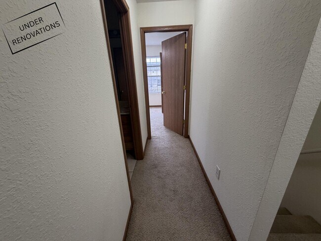 Building Photo - 1604 Citadel Dr