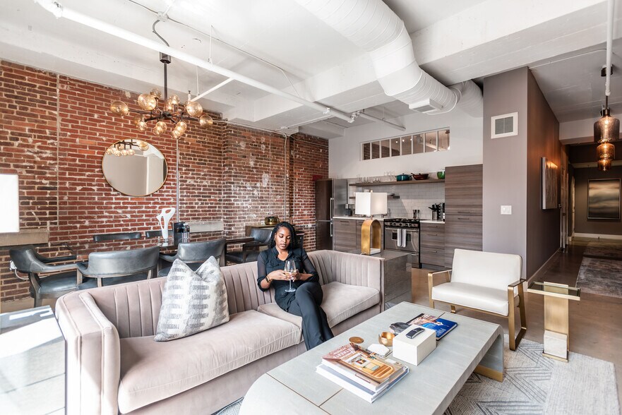 Flats at Ponce City Market 675 Ponce de Leon Ave NE Atlanta GA 30308