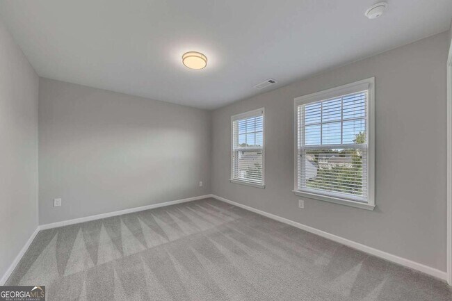 Building Photo - 522 Evans Ln