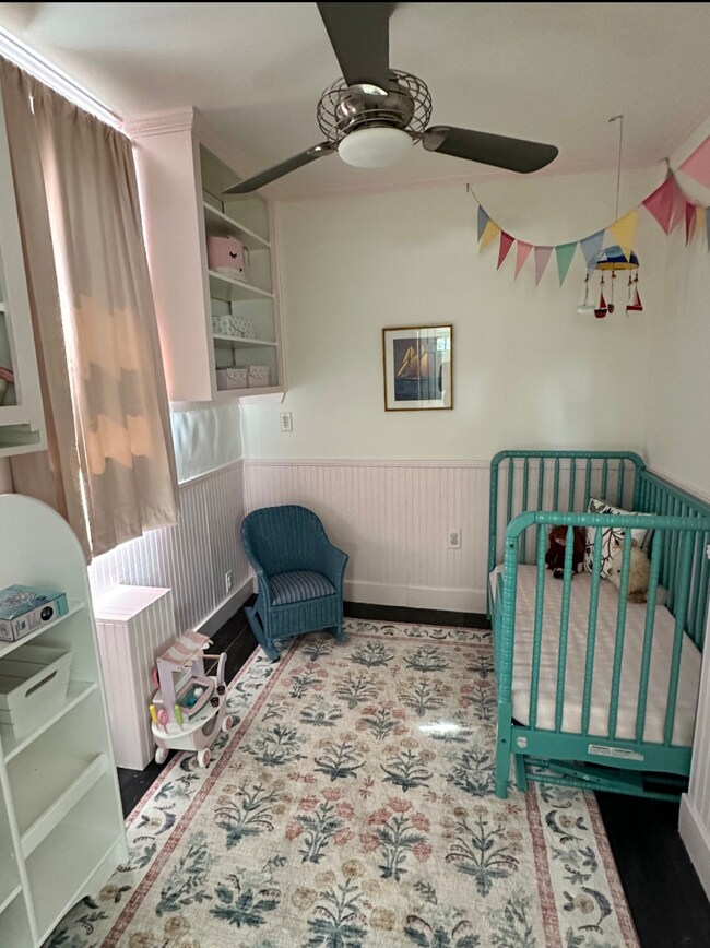 Bonus room / "trunk room" furnished with desk - 403 E 53rd St