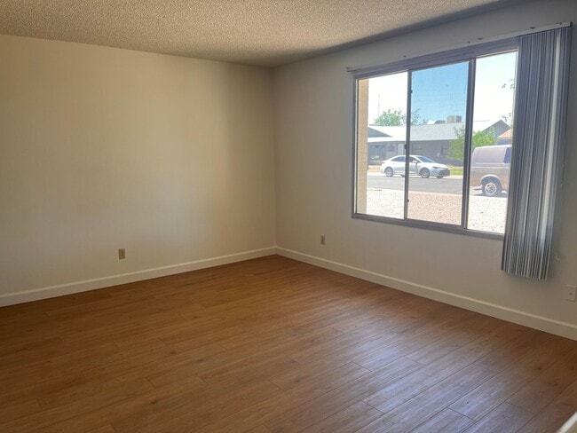 Building Photo - AWESOME TEMPE HOME!!