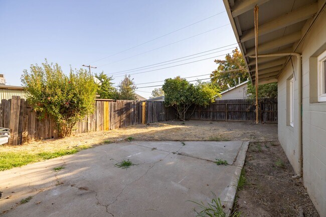 Building Photo - Resident Benefit Package Property