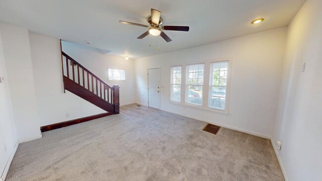 Building Photo - 239 S Harris Ave