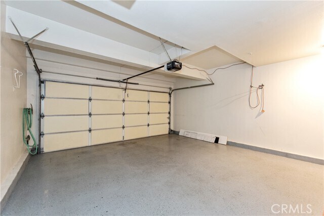 Building Photo - 3406 Ladrillo Aisle