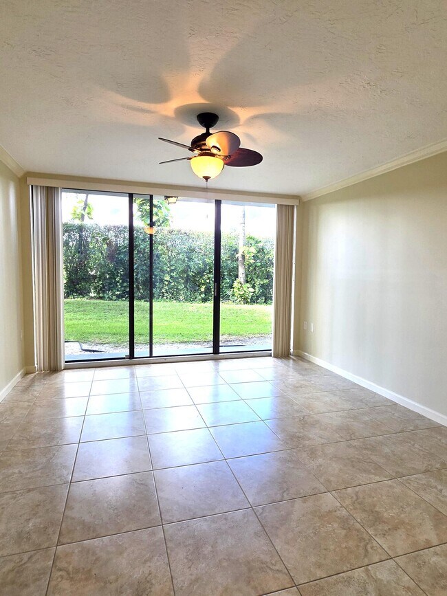 Building Photo - 2721 Village Blvd