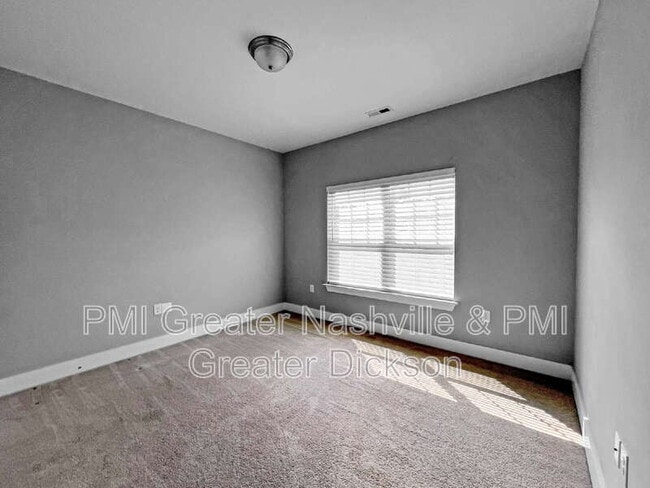 Building Photo - 202 Wyburn Pl