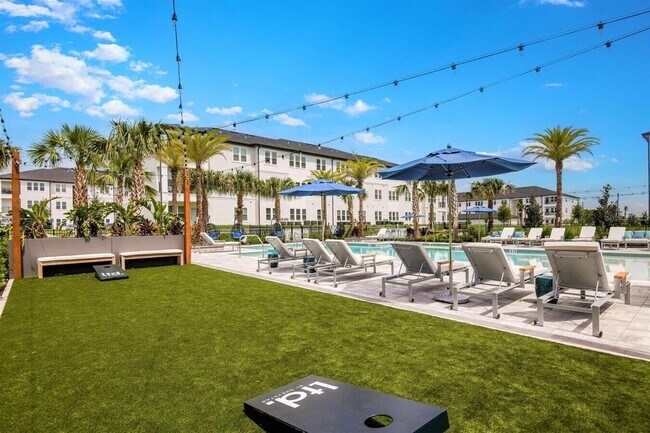 Building Photo - 1311 Elan Dr