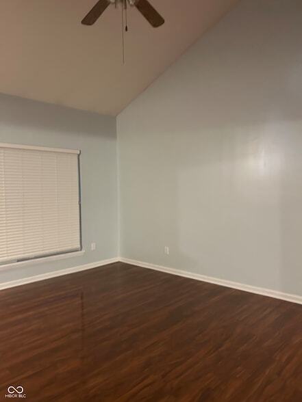 Building Photo - 3013 Corbin Dr