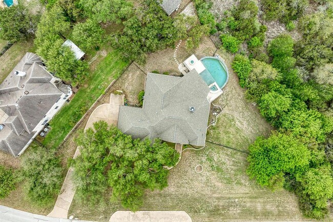 Building Photo - 545 Tom Sawyer Rd