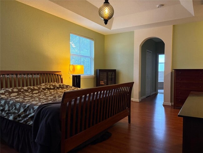 Building Photo - 5902 SW 166th Ct