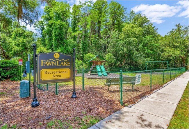 Building Photo - 8613 Fawn Creek Dr