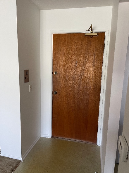 Building Photo - 2315 E Olive St