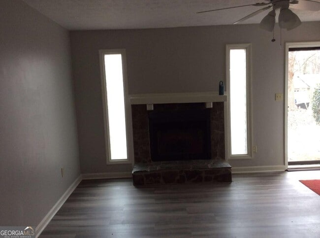 Building Photo - 106 Richard Way