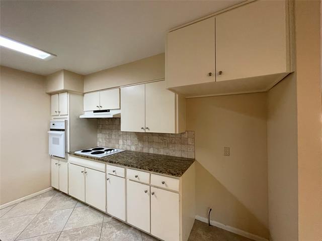 Building Photo - 1303 Northlake Dr