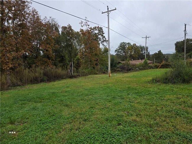 Building Photo - 3300 Blue Hill Rd