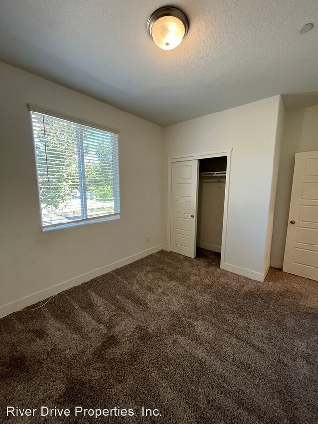 Building Photo - 4 br, 3 bath House - 2331 Explorador Drive