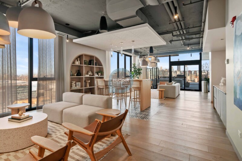 Building Photo - 1960 W Ogden Ave