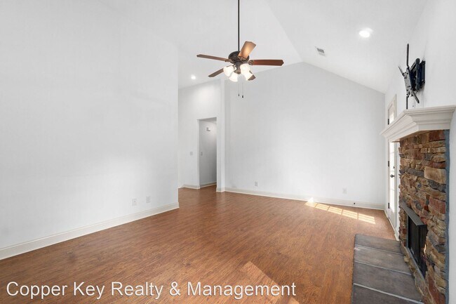 Building Photo - 4 br, 3 bath House - 1845 Deerstand Drive