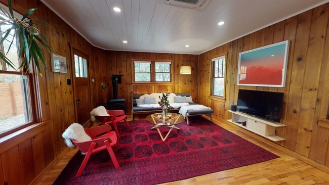 Living room - 2304 Pine Street