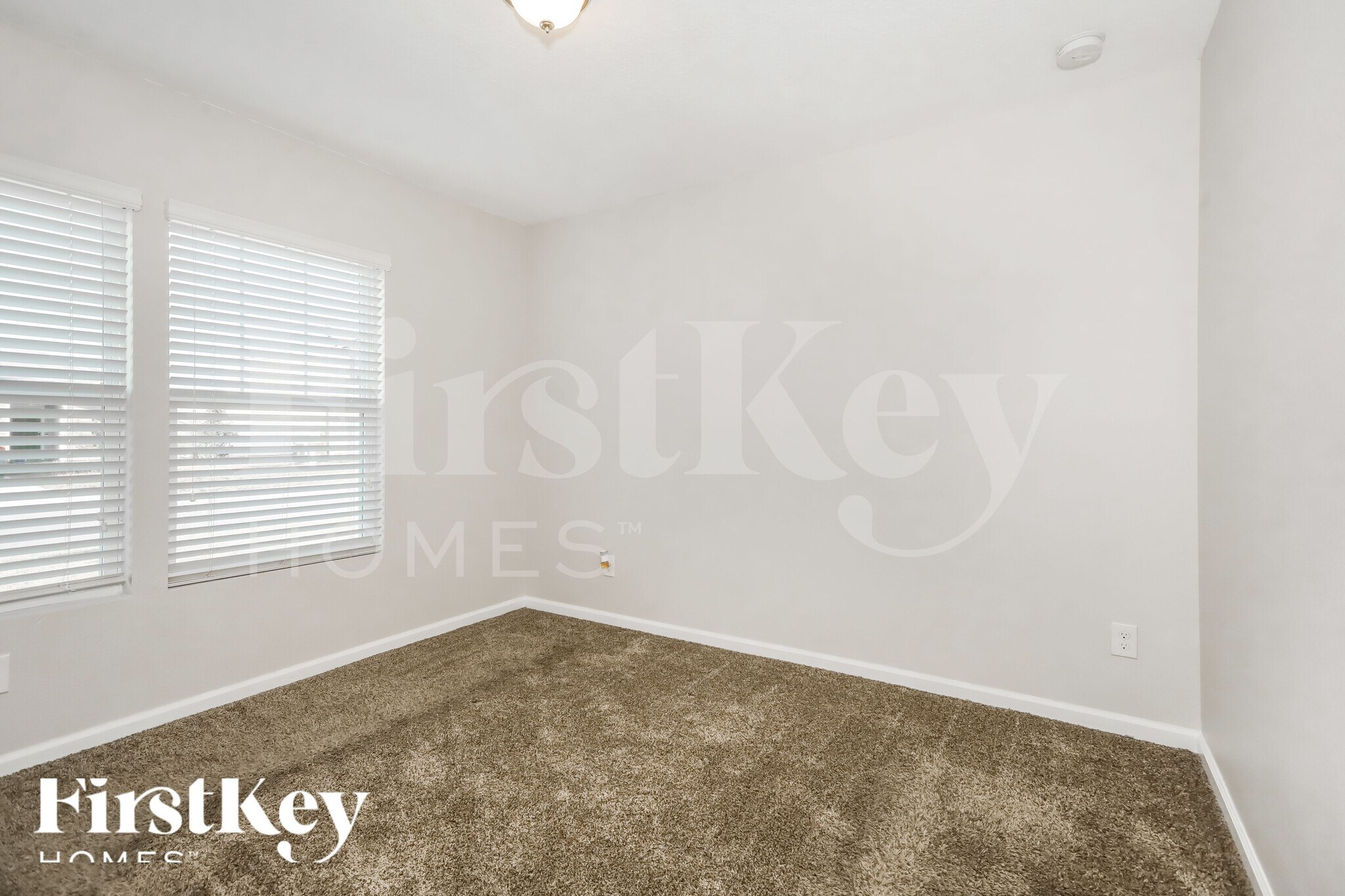 Building Photo - 3414 Canyon Falls Dr