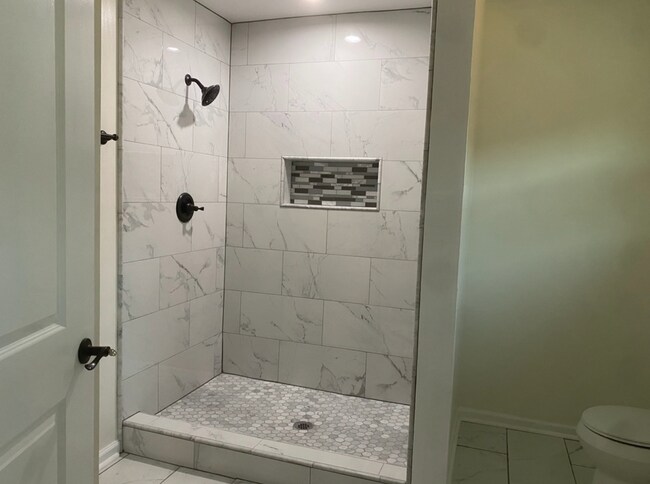 Building Photo - 4908 3rd Ave S