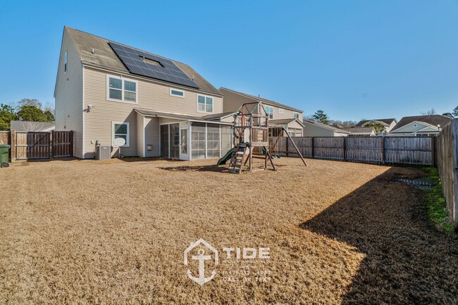 Building Photo - Your Carolina Bay Haven