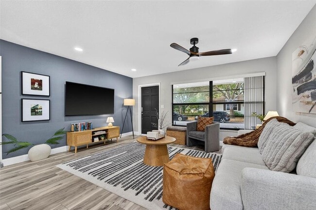 Building Photo - 6501 Livingston Ave N