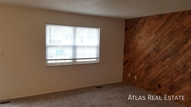 Building Photo - 3121 W 133rd Cir