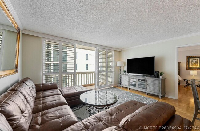 Building Photo - 3570 S Ocean Blvd
