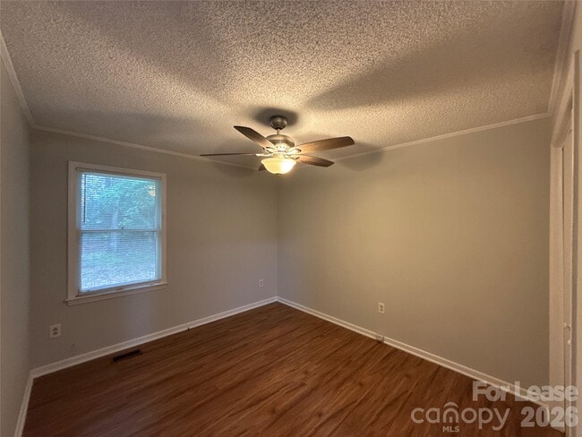 Building Photo - 7905 Haverstraw Ct
