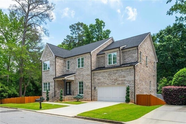 Building Photo - 1169 Dorby Park Dr NE