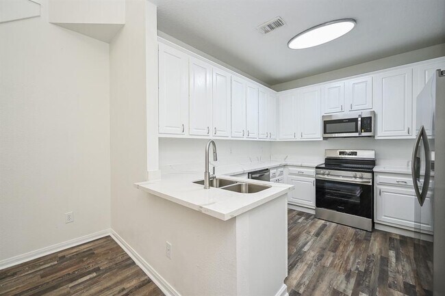 Building Photo - 14420 Walters Rd