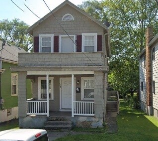 Building Photo - 4415 Reading Ln