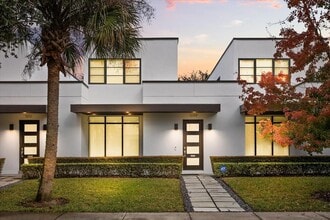 Building Photo - 1049 N Kentucky Ave