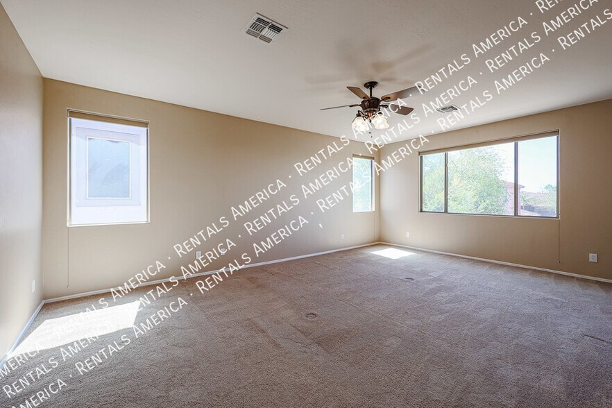 Building Photo - 3117 W Espartero Way