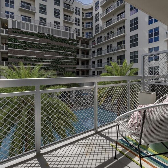 Building Photo - 2701 Biscayne Blvd