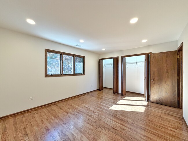 Building Photo - 6710 Wedgewood Ln