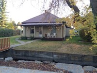 Building Photo - 3-Bedroom, 2-Bath Home for Rent in Quiet E...