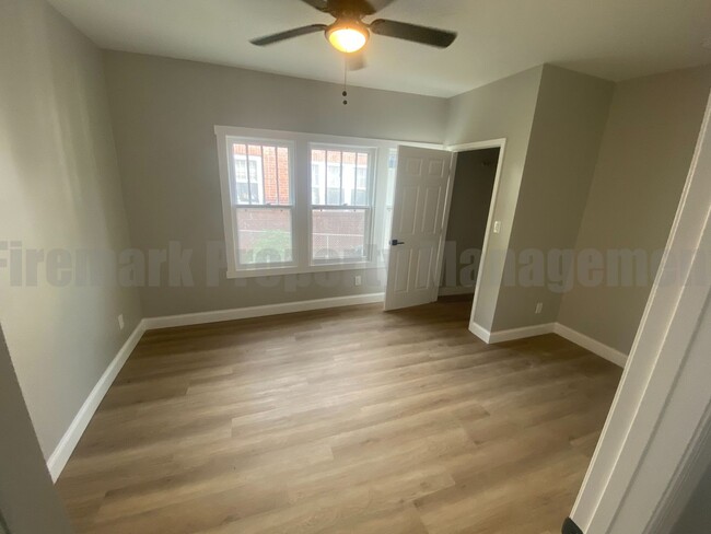 Building Photo - Newly Renovated Home Available NOW in Chat...