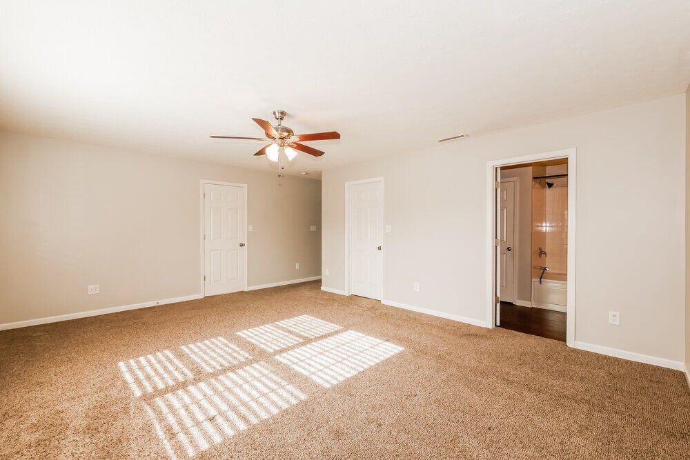 Building Photo - 12644 Buck Run Dr