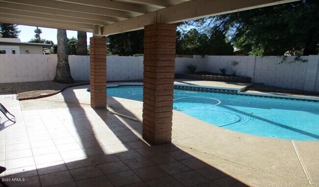 Building Photo - 8020 E Krail St