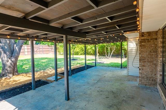 Building Photo - 5017 Brookview Dr