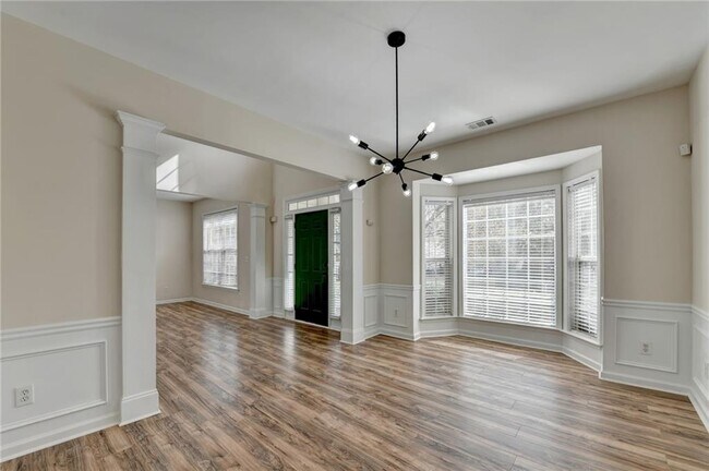 Building Photo - 100 Hawnley Trace