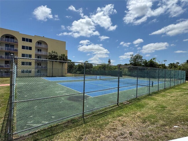 Building Photo - 6970 NW 186th St