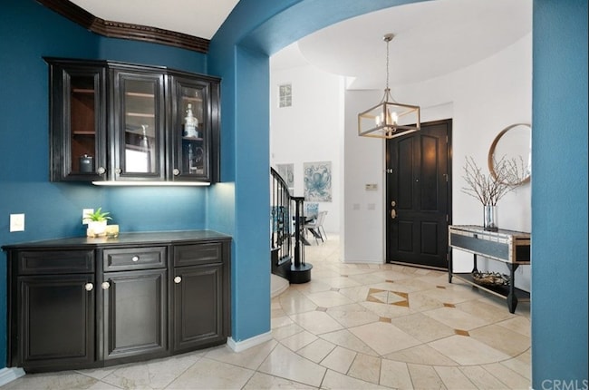 Building Photo - 7435 Paloma Dr