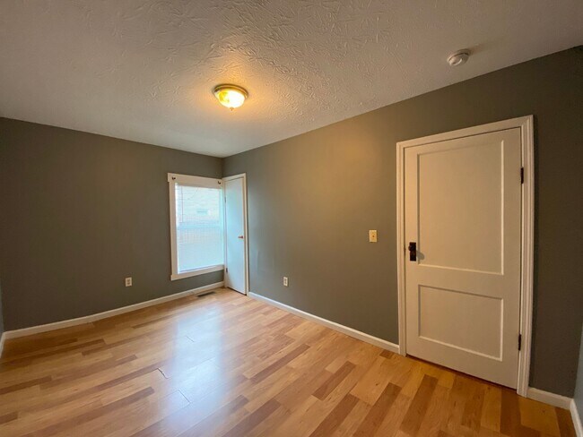 Building Photo - Available June 5th, 2026!